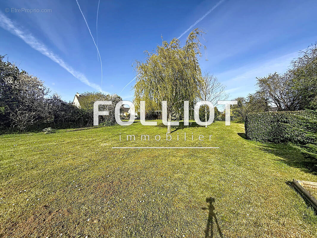 Terrain à BARNEVILLE-CARTERET