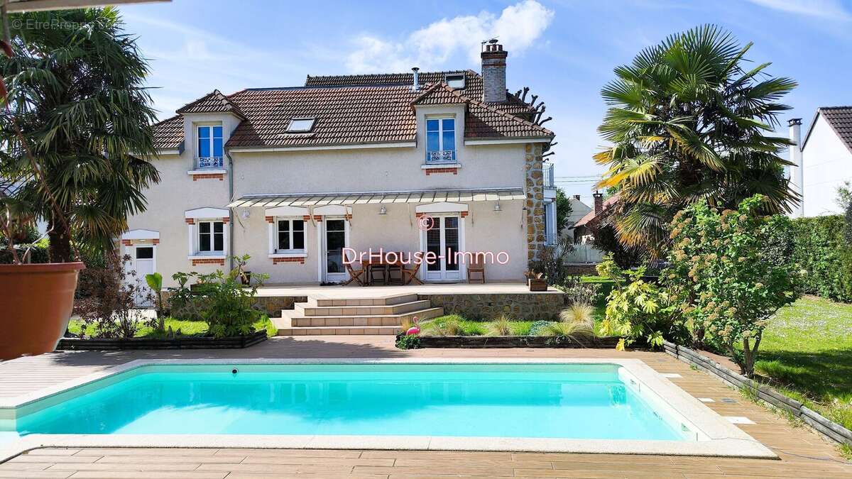 Maison à VILLEMOISSON-SUR-ORGE