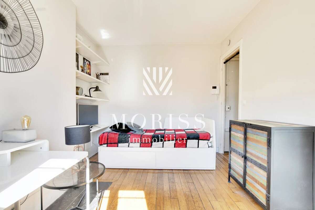 Appartement à PARIS-14E