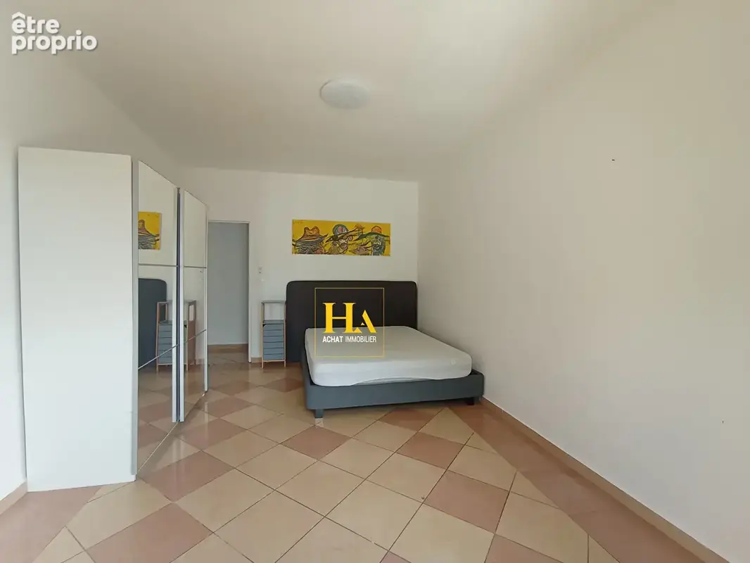 Grande maison familiale avec vue mer + logement indépendant . Fort potentiel locatif - photo 10