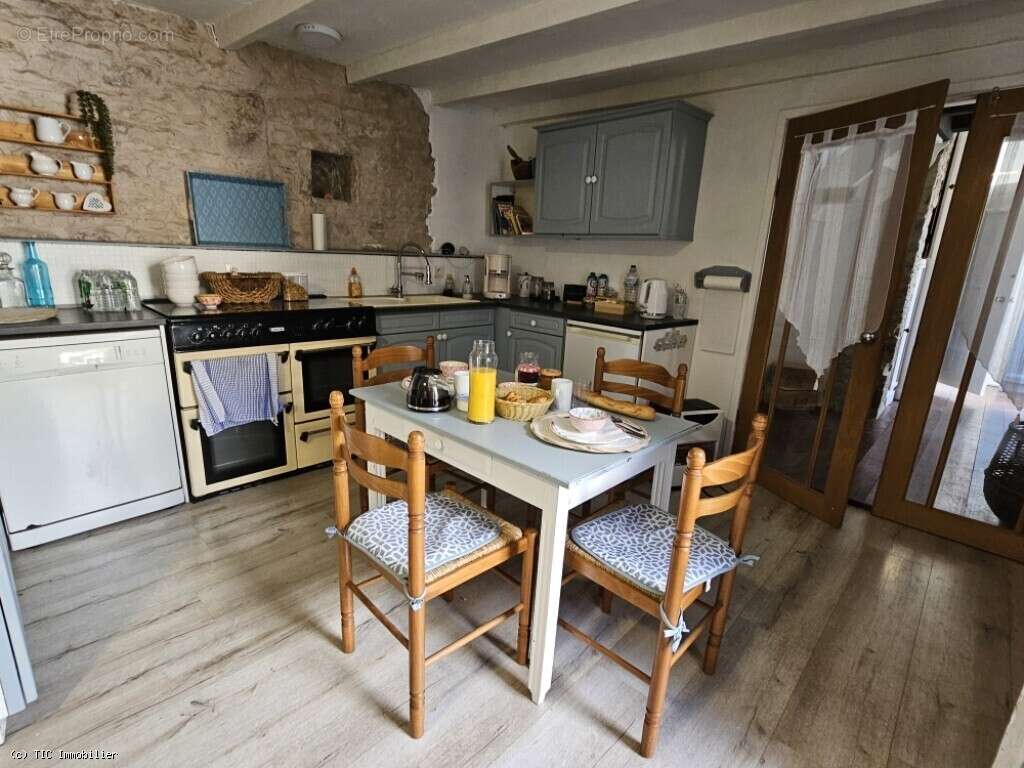 Maison à VILLEFAGNAN