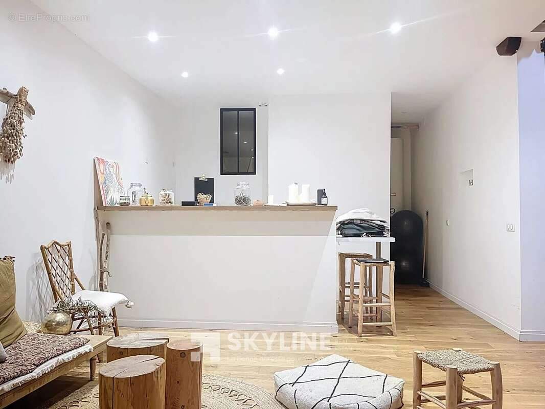 Appartement à MARSEILLE-6E