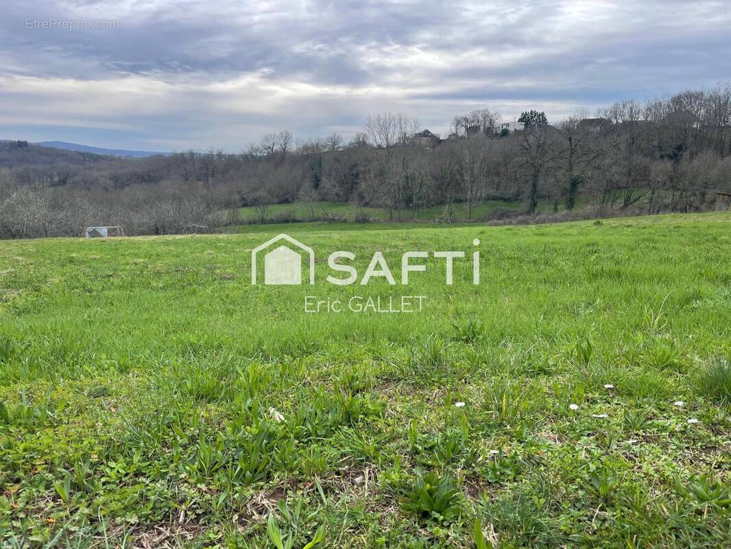 Photo 1 - Terrain à VARETZ