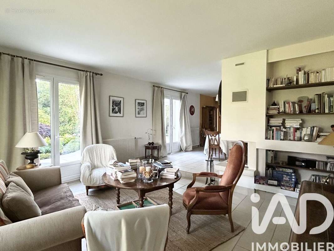 Photo 4 - Maison à MARIGNY-LES-USAGES