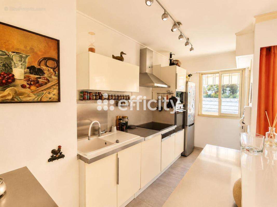 Appartement à LE CANNET