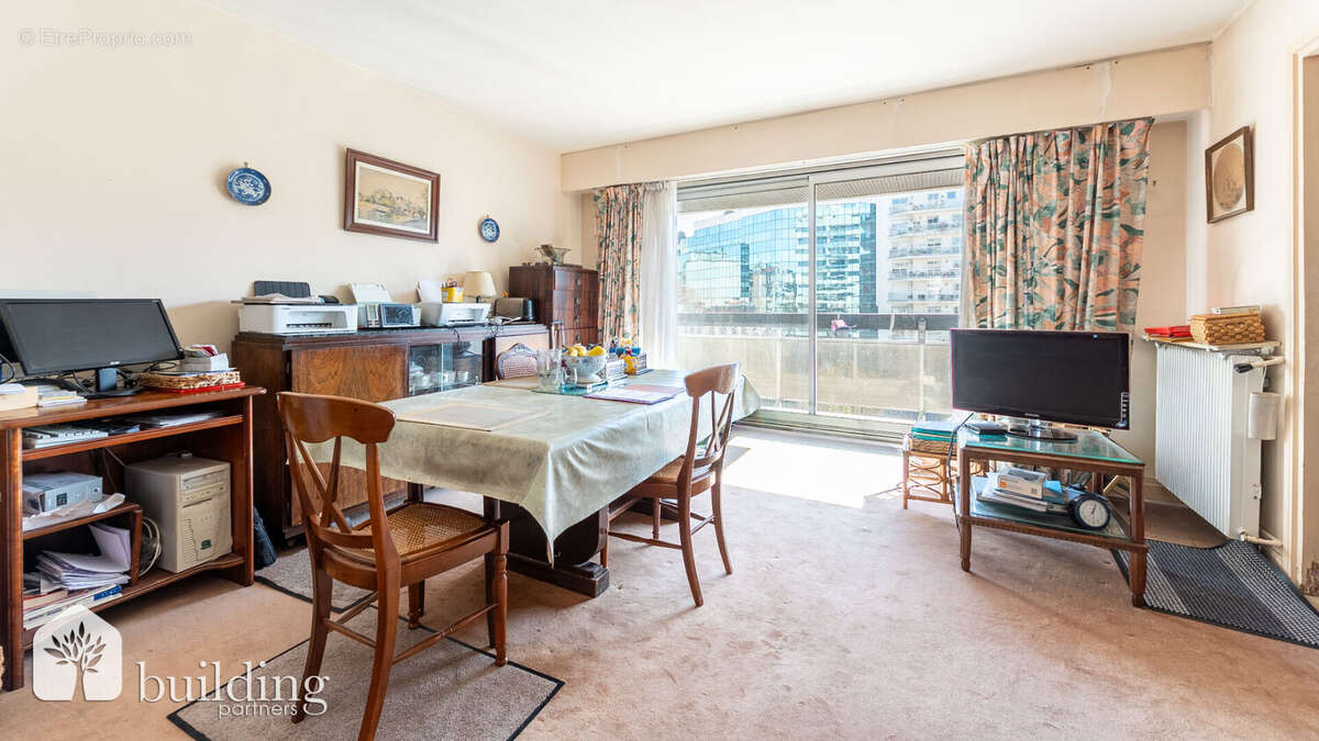 Appartement à LEVALLOIS-PERRET
