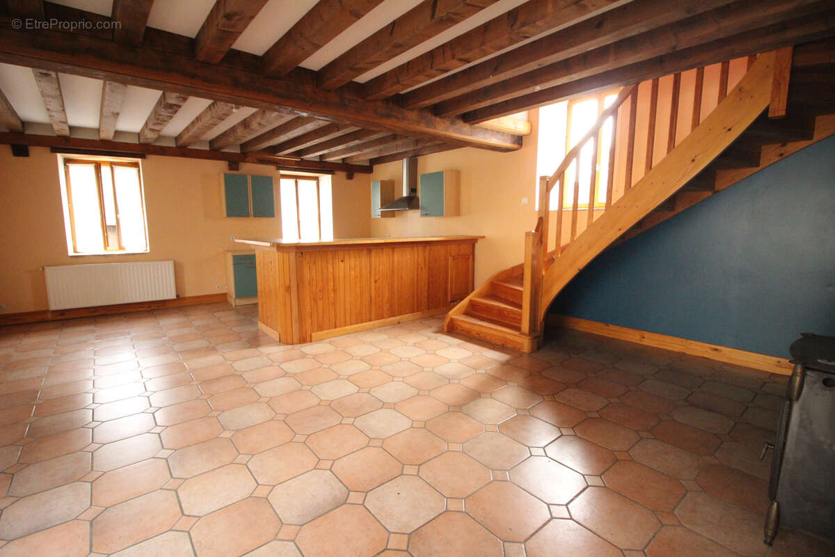 Maison à VILLARS-FONTAINE