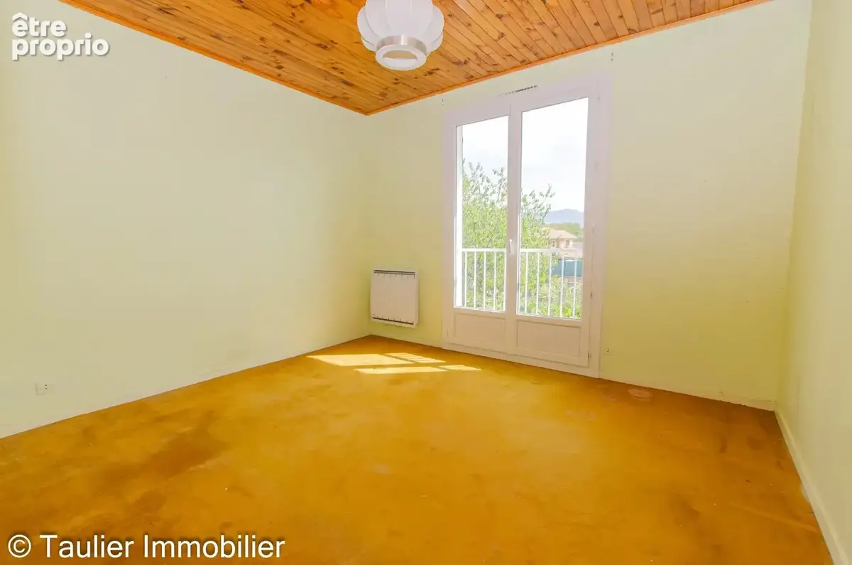 Maison T4 avec jardin et garage, à rafraîchir - photo 12