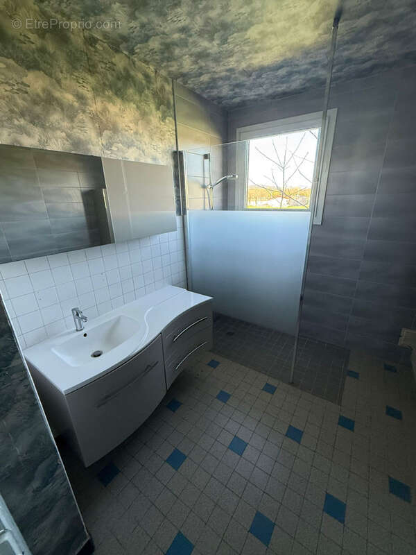 Maison à VILLEREVERSURE