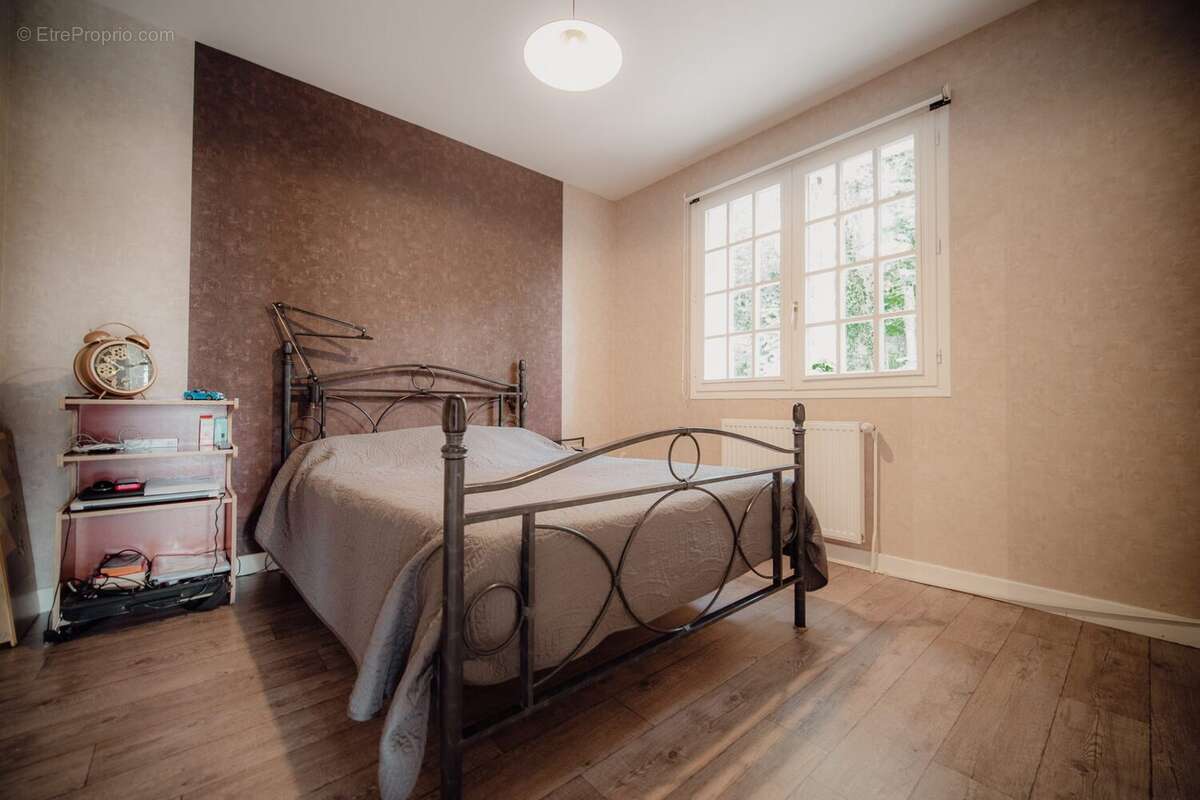 Maison à LA ROCHE-NOIRE