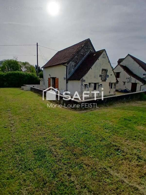 Maison 172 m² à Saint-Flovier  - photo 4