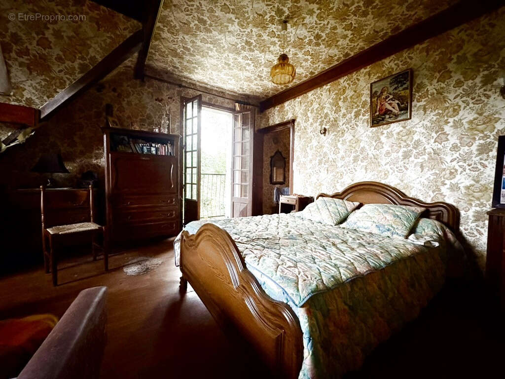 Maison à SAINT-SOLVE