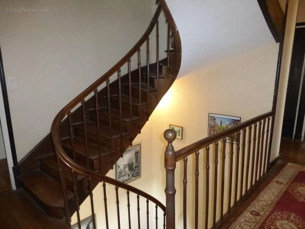 Belle propriété dans un village historique - photo 4