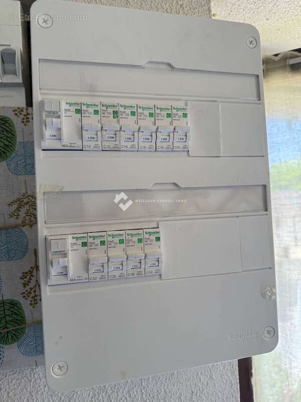 Appartement à CORBEIL-ESSONNES