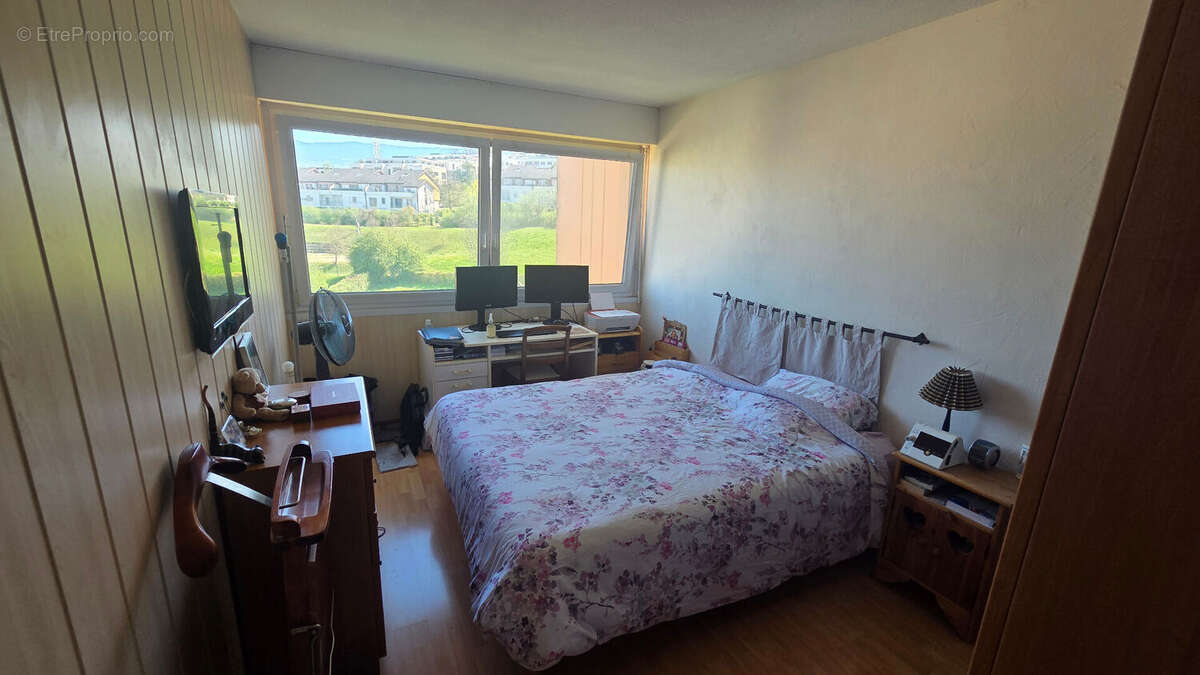 Appartement à VETRAZ-MONTHOUX