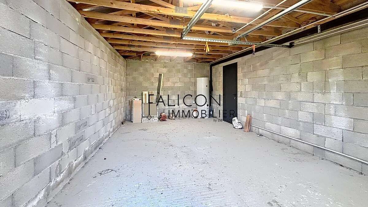 Maison à TOURRETTE-LEVENS