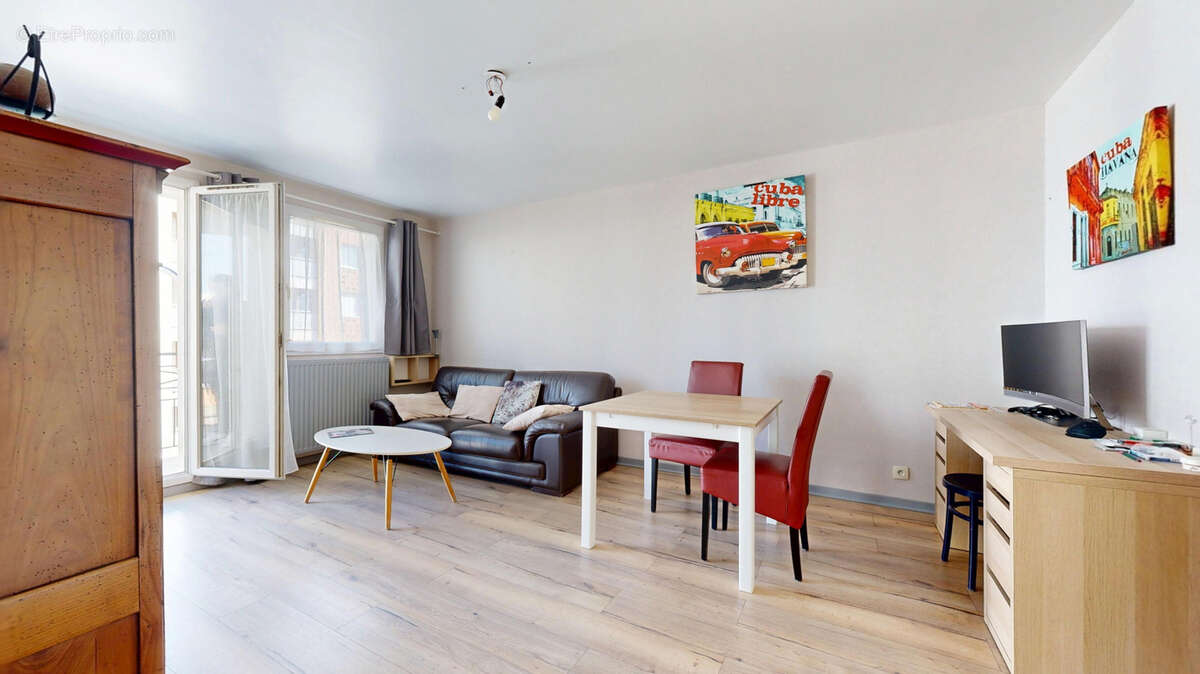 Appartement à ELANCOURT