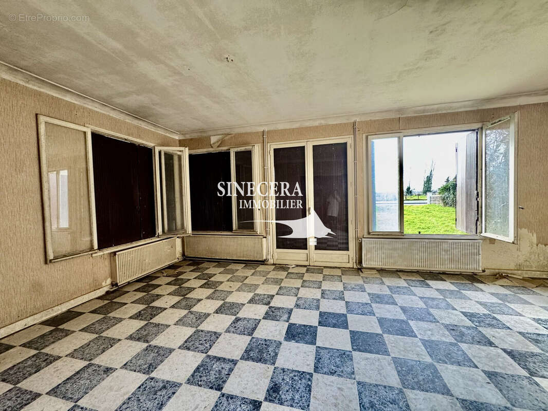 Maison à PRIGONRIEUX