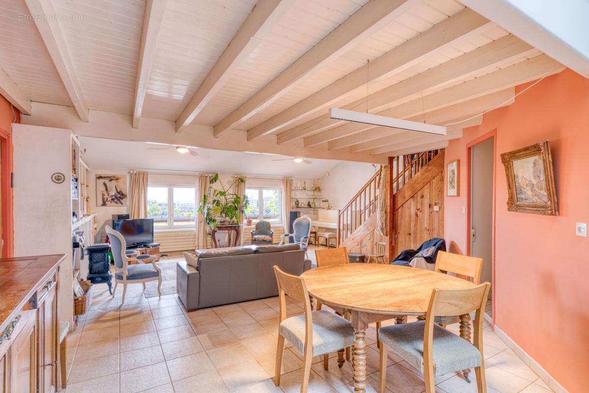 Appartement à CALUIRE-ET-CUIRE