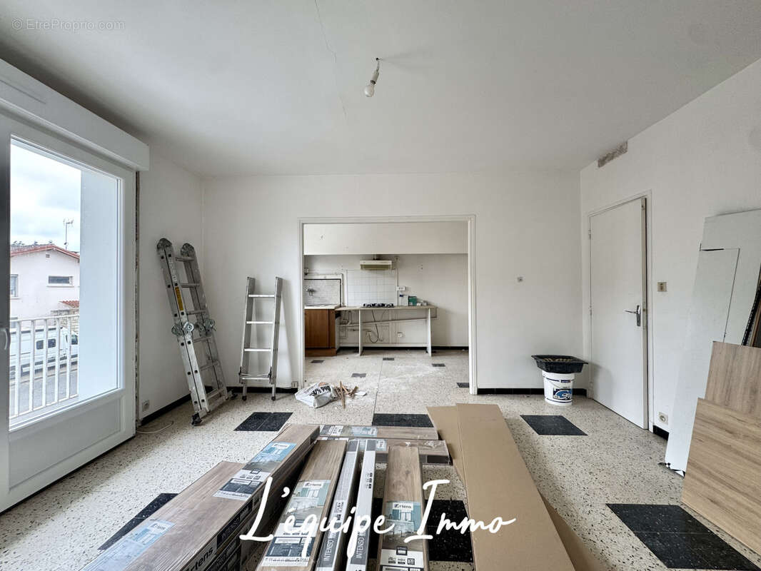 Appartement à L'ISLE-JOURDAIN