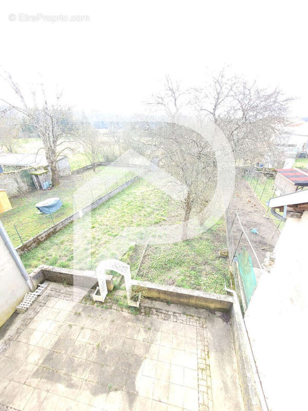 Maison à DOULAINCOURT-SAUCOURT