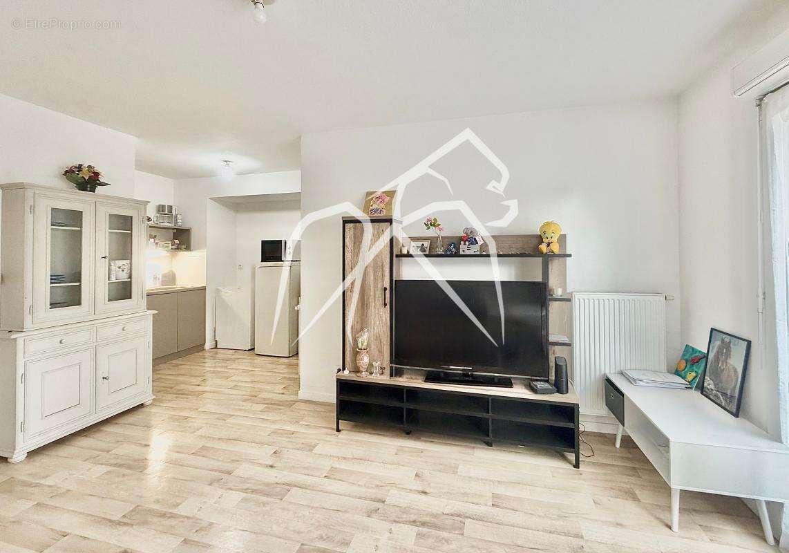 Appartement avec terrasse  Vendu loué  2 Pièces  Rouen  40m² - photo 2