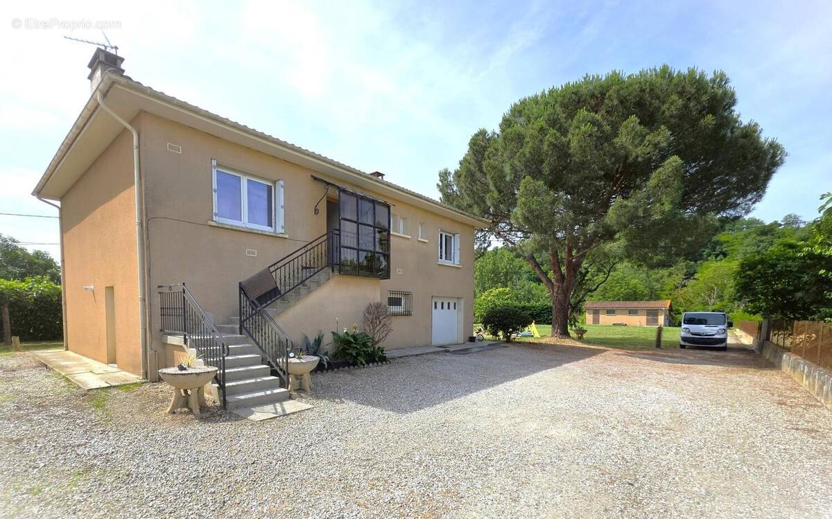 Photo 1 - Maison à SAVERDUN