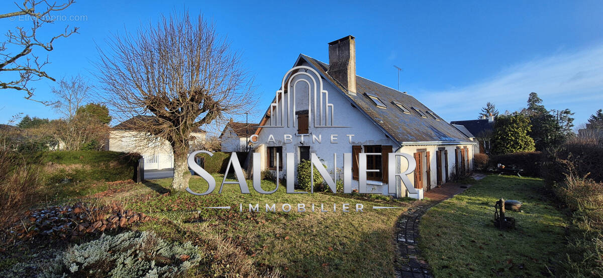 Maison à SAINT-GERVAIS-LA-FORET