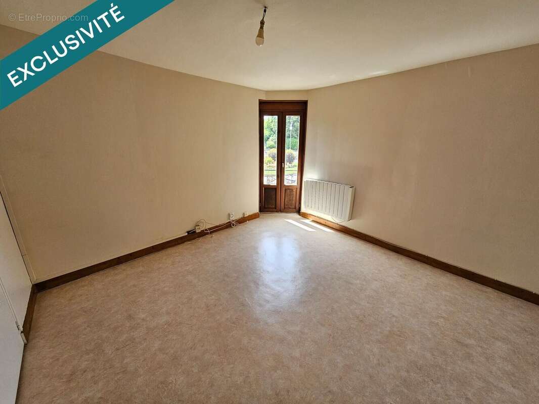 Photo 3 - Appartement à SAINT-GERMAIN-DES-FOSSES