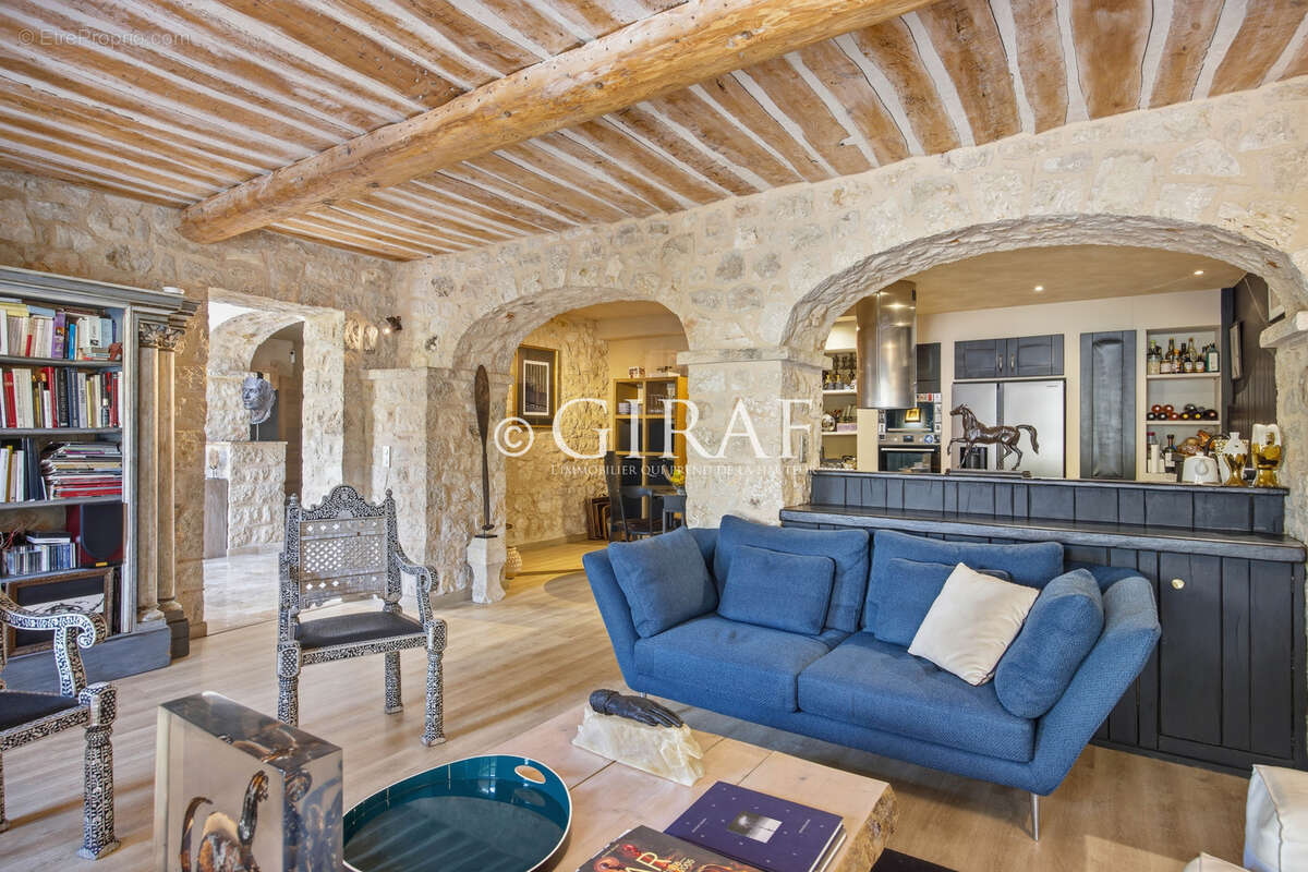 Maison à LA COLLE-SUR-LOUP