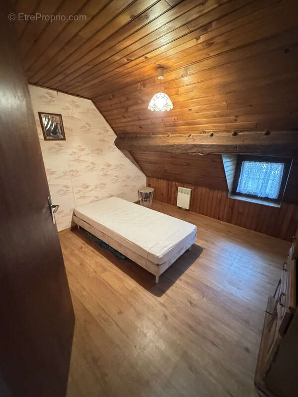 Maison à MONTACHER-VILLEGARDIN