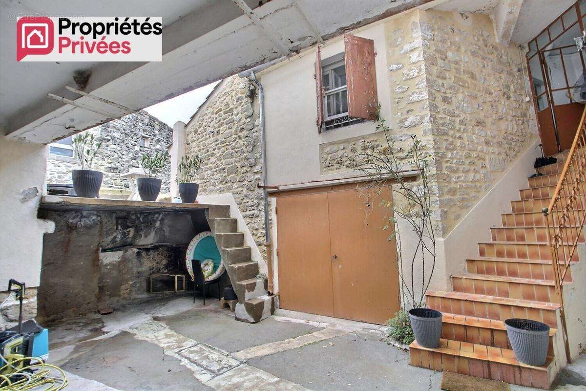 Maison à UZES