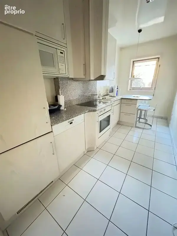 4 pieces 98,03 m² sur balcon de 25 m² - boulevard du chateau - photo 5