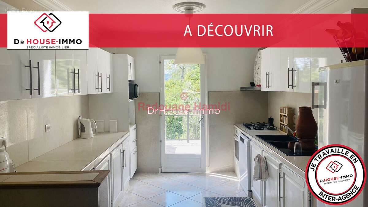 Maison à TOURRETTES
