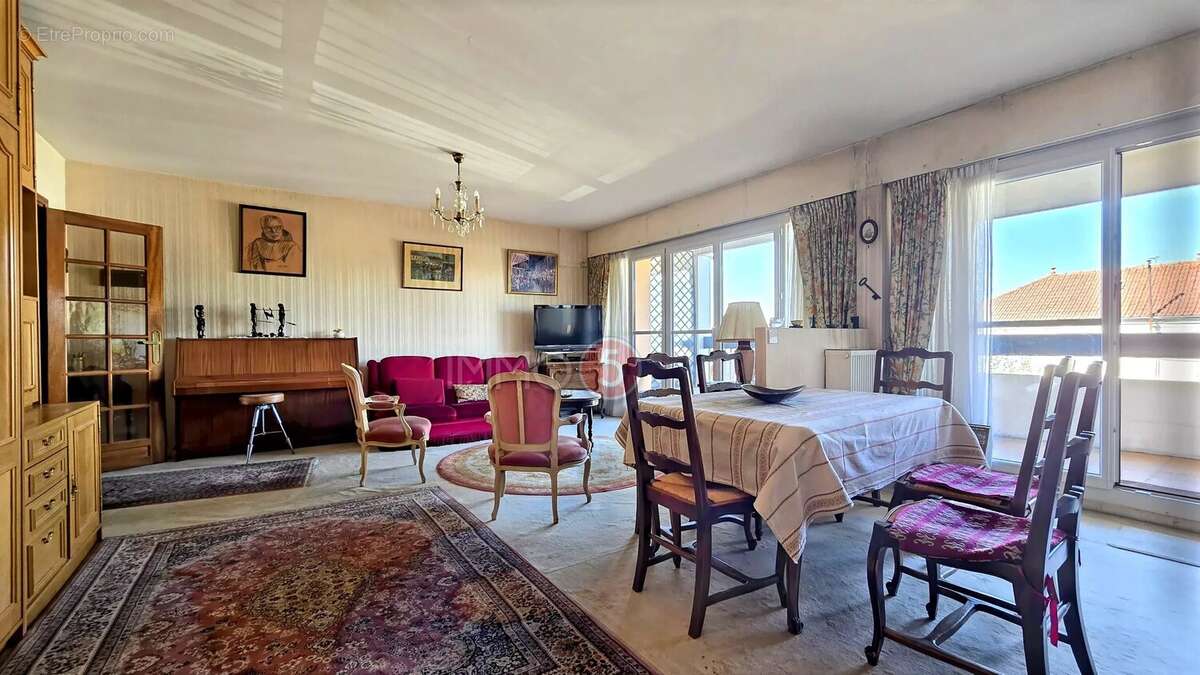 Appartement à LE RAINCY