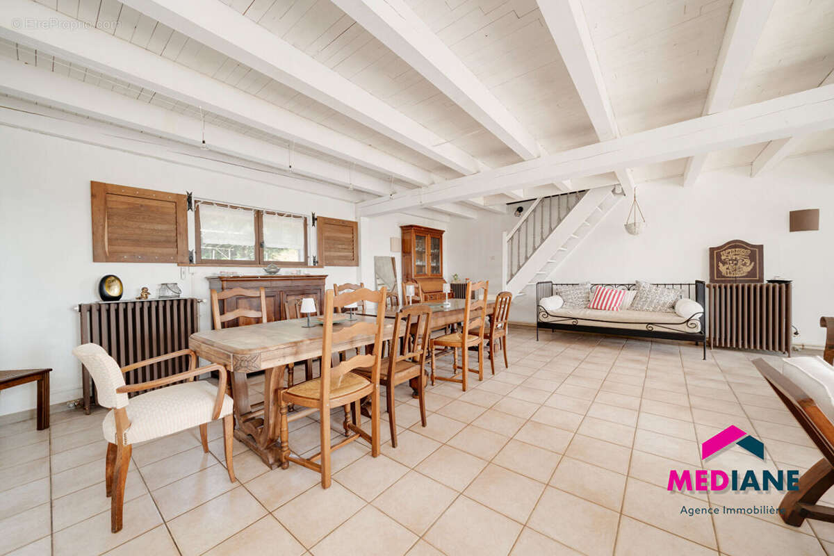 Maison à VINCEY