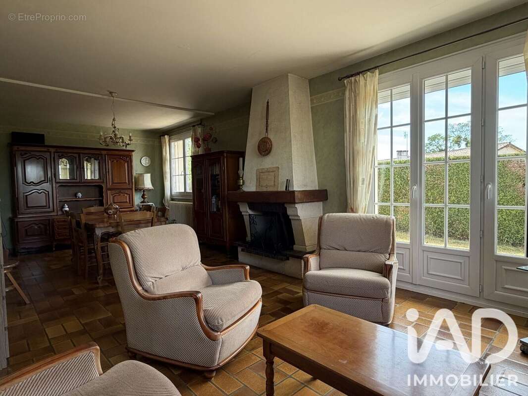 Photo 2 - Maison à SAINT-MAURICE-DES-NOUES