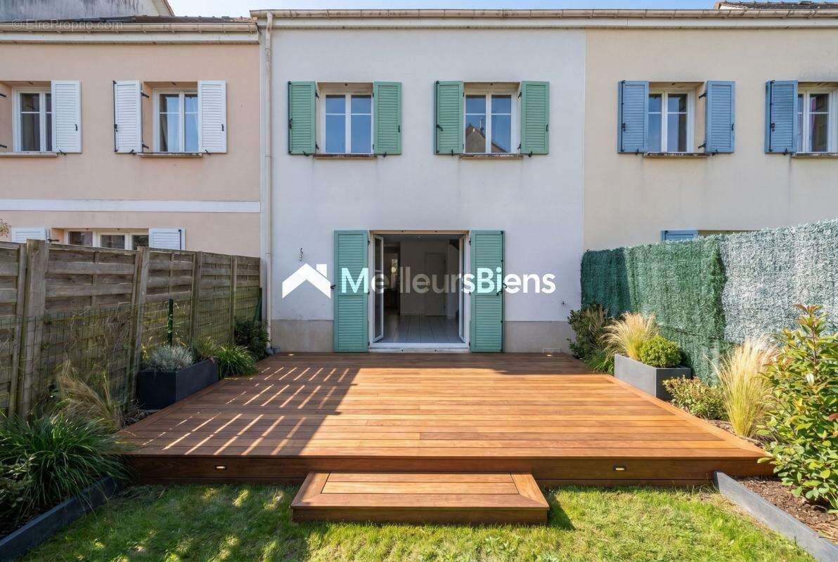 Maison à BOIS-D'ARCY
