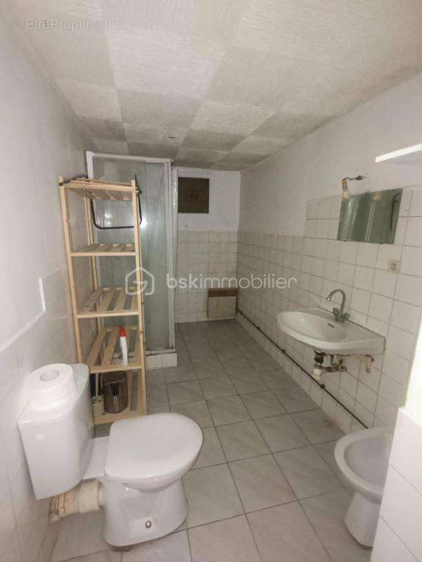 Appartement à LES EYZIES-DE-TAYAC-SIREUIL