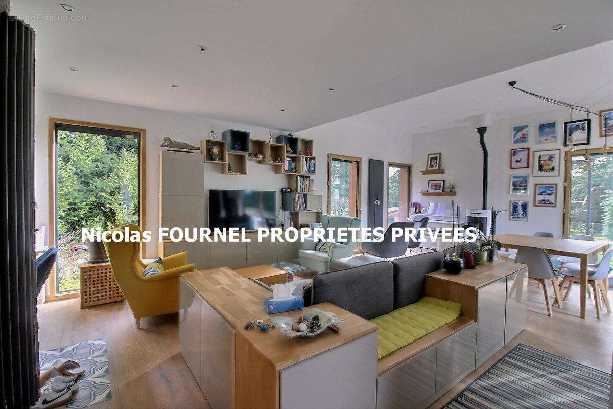 Maison à SAINT-GENEST-MALIFAUX