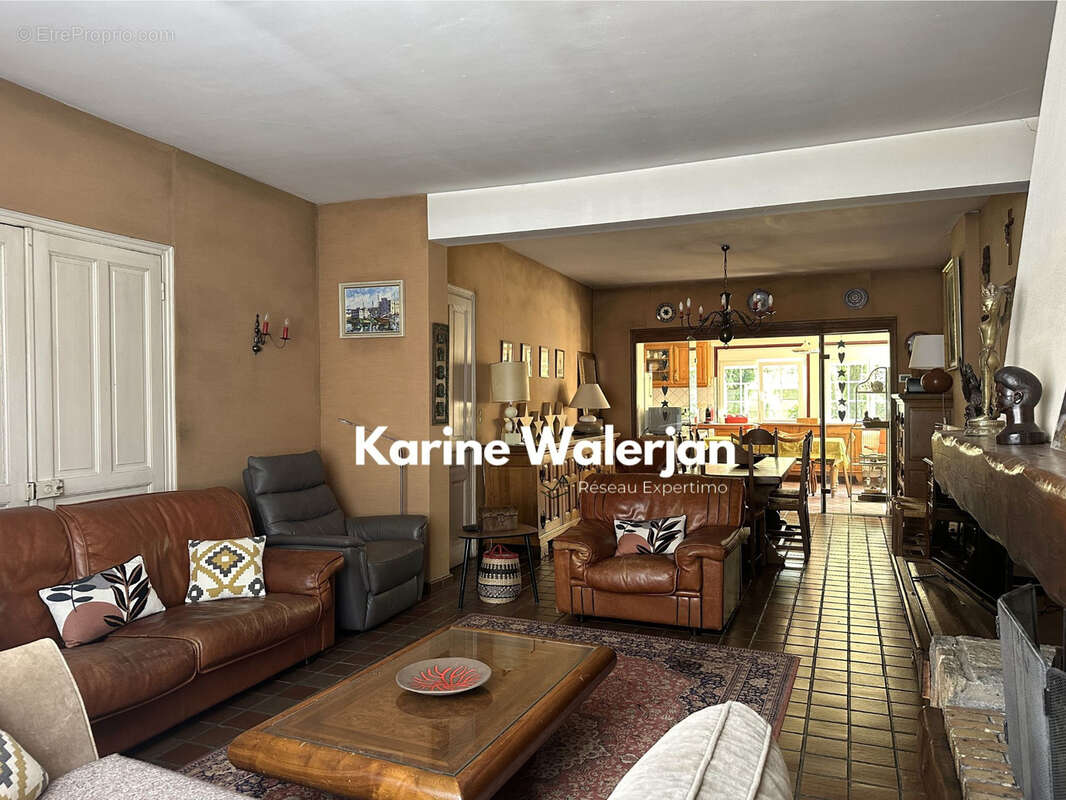 Maison à COURRIERES