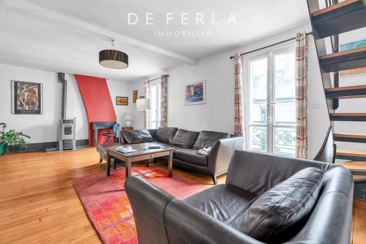 Appartement à PARIS-15E