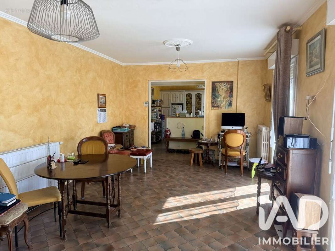Maison 148 m² à Guern  - photo 2