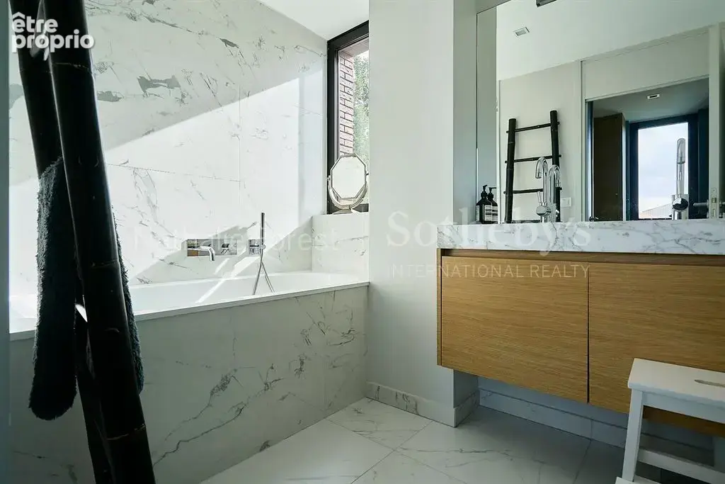 LOUVIL maison d'exception jardin piscine garage - photo 18
