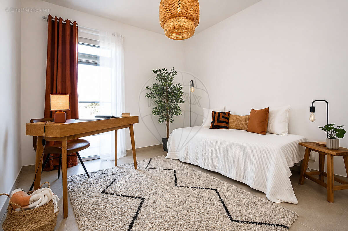 Appartement à VILLENEUVE-LOUBET