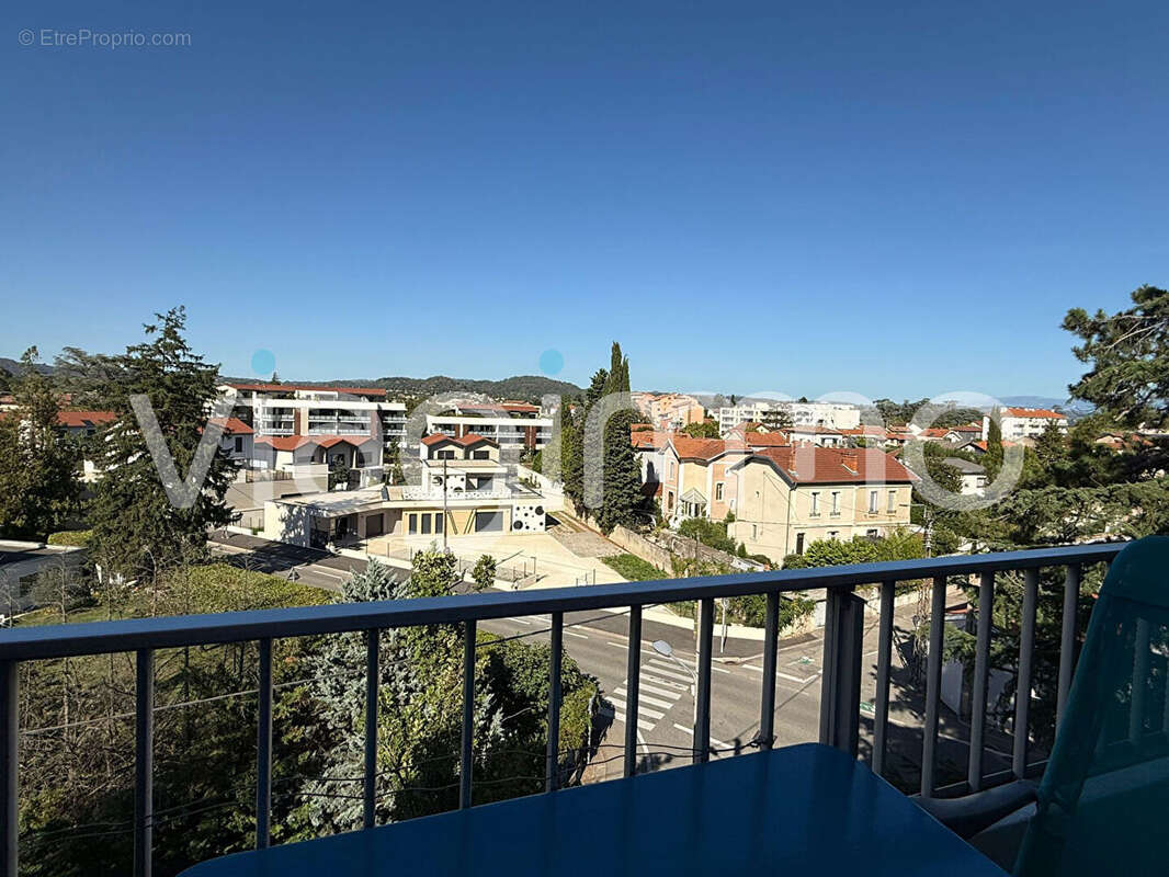 Appartement à ROMANS-SUR-ISERE