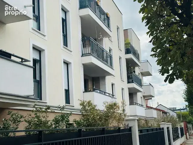 Face au parc du tremblay – magnifique 2 pièces avec terrasse, jardin et parking - photo 12
