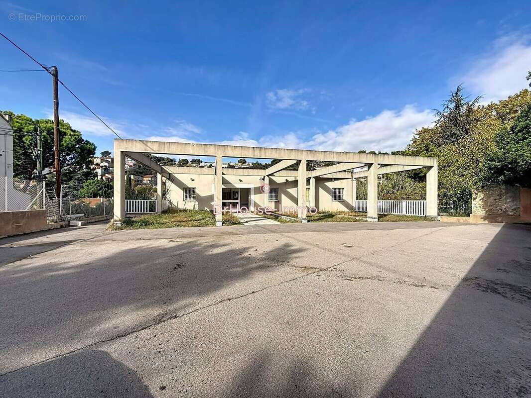 Appartement à MARSEILLE-15E