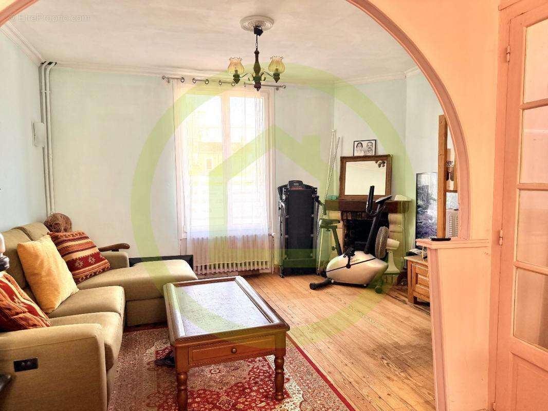 Maison à BEAUMONT-SUR-OISE