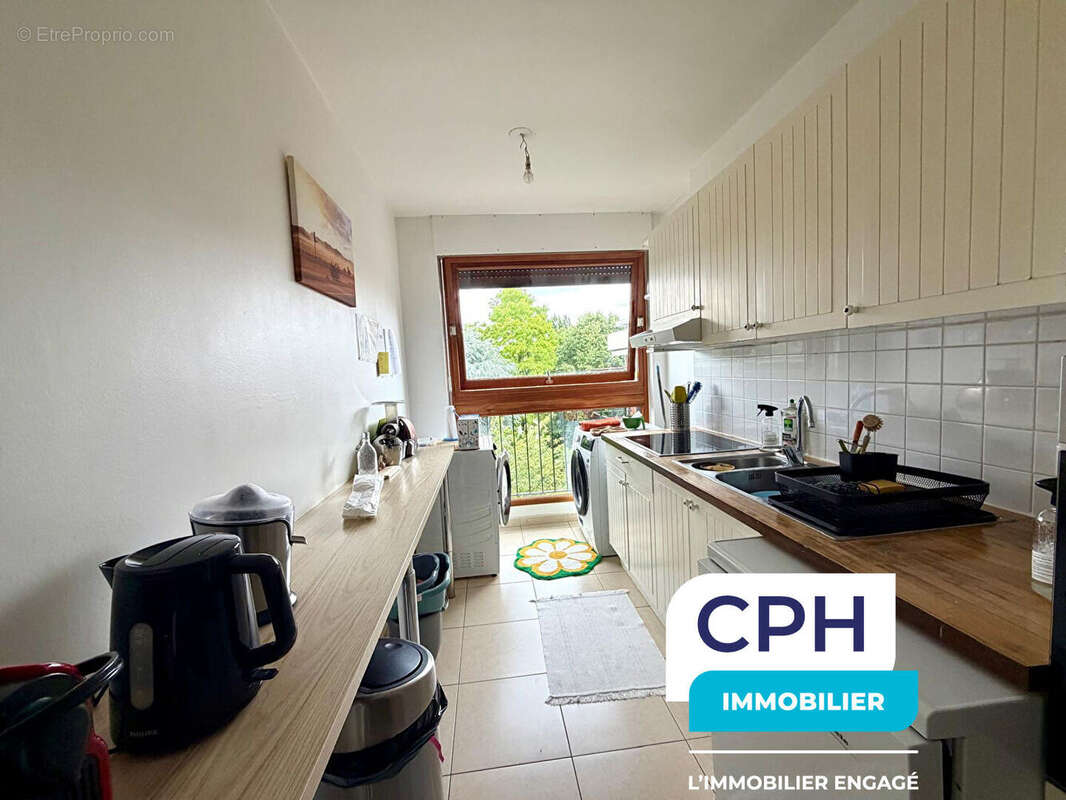 Appartement 5 pièces à vendre au dernier étage avec vue sur square - LE CHESNAY ROCQUENCOURT - photo 4